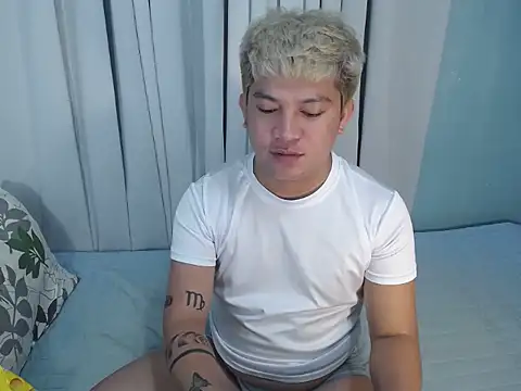 Fuckboii_intown live sex cam