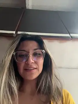 Isabella_Varella live sex cam