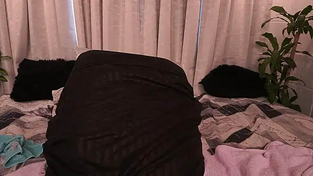 agatha_collins_ live sex cam