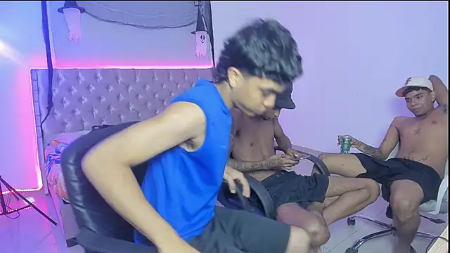 skinny_tatto01 live sex cam