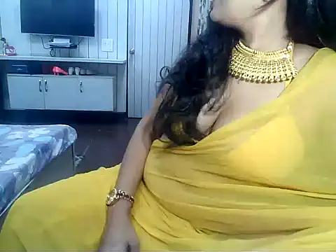 yourradhika live sex cam