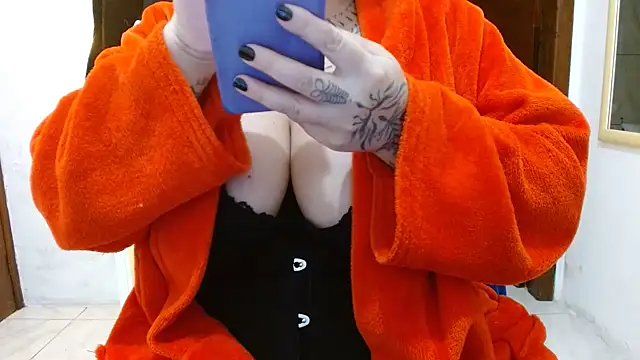 vaholiver live sex cam