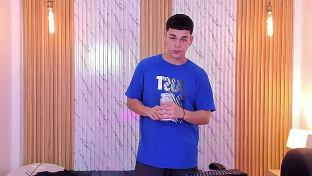 james_jonnes's cam snapshot