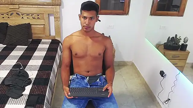 drake_cerra's cam snapshot