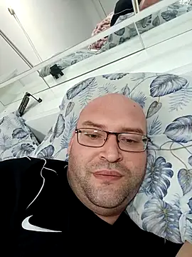 0777edi's cam snapshot