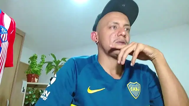 skinny23cm's cam snapshot