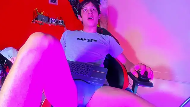 LilOwen_'s cam snapshot