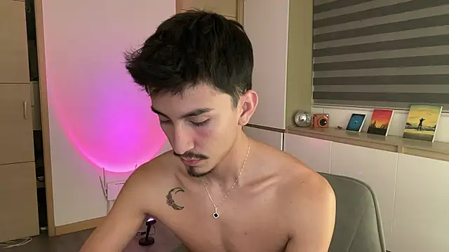 sweettaaron01's cam snapshot