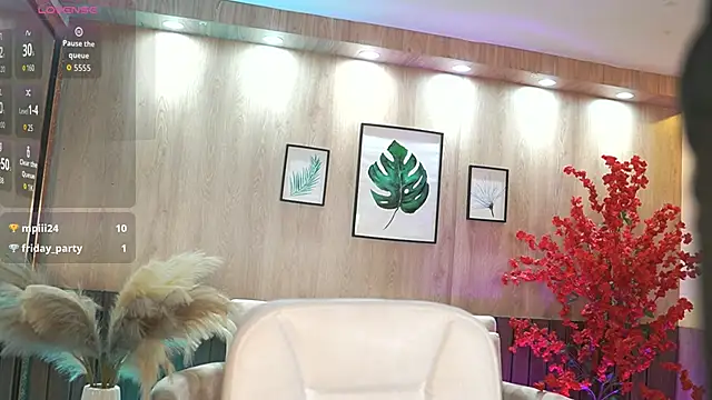 GiaNovak live sex cam