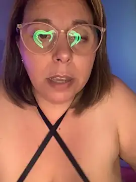 LupitaHaze live sex cam