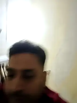 ITZ_GURU live sex cam