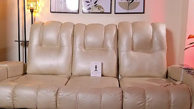 Violeta_Foxz live sex cam