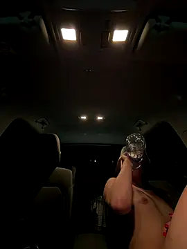 DoriDeluxe66 live sex cam