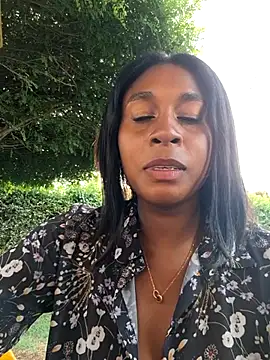 HanaThompson live sex cam