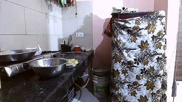 Rubi-Ji live sex cam