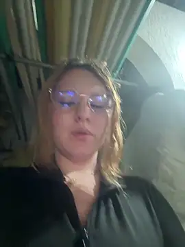 MADAME-ARLETTE live sex cam