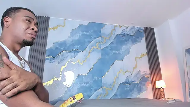 Kylieandjhonny live sex cam