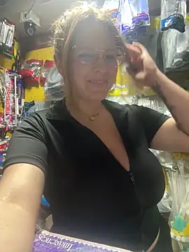 MADAME-ARLETTE live sex cam