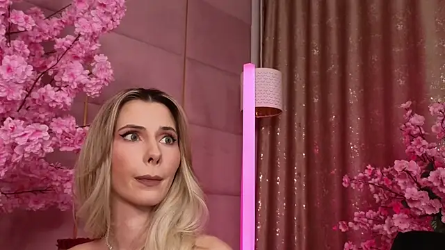 Elliblue live sex cam