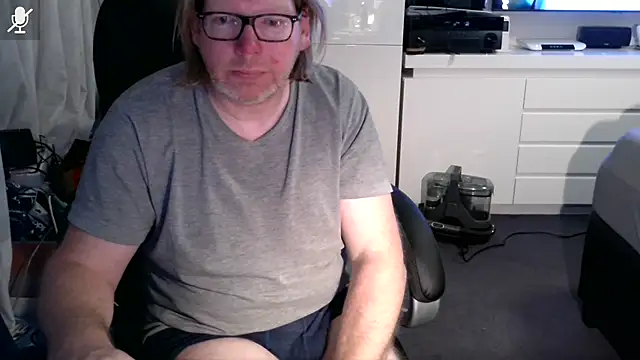 VSteph's cam snapshot