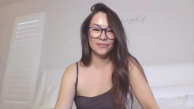 mixedasiangirl live sex cam