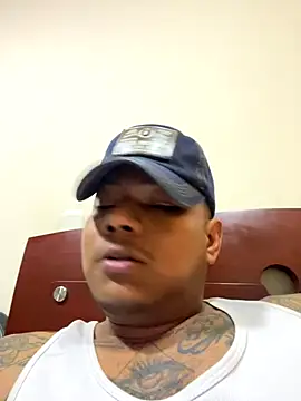 Saipadpuer30 live sex cam