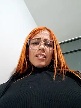 Alis_xxx live sex cam