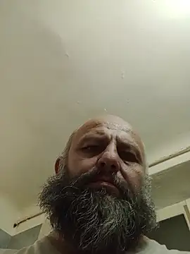 AlexandruCsaba live sex cam