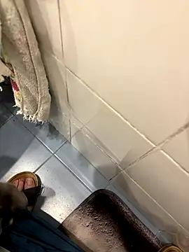 marc8876 live sex cam