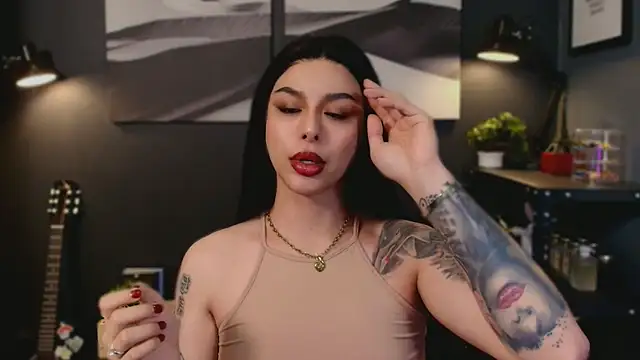 callmeLUNA live sex cam