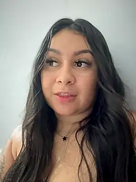 Pretty_Isadora live sex cam