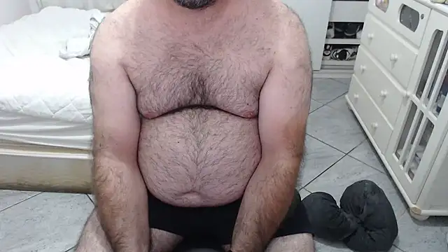 MysterBearMG live sex cam