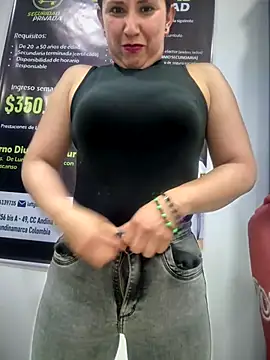 Megan-01- live sex cam