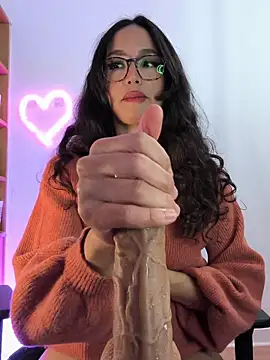 Naughty-Jessie live sex cam