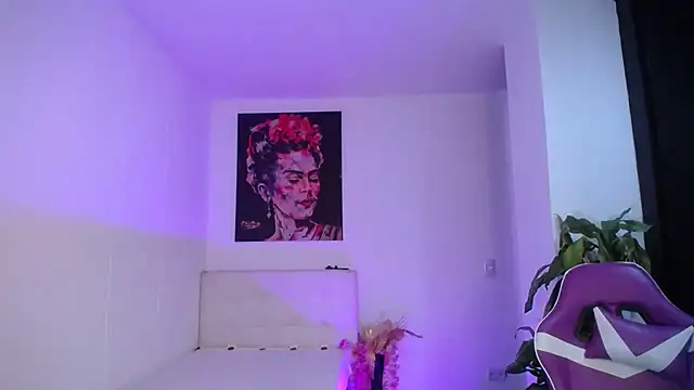 esmeraldaa230 live sex cam