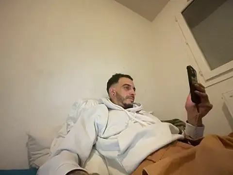 Rebeu313 live sex cam