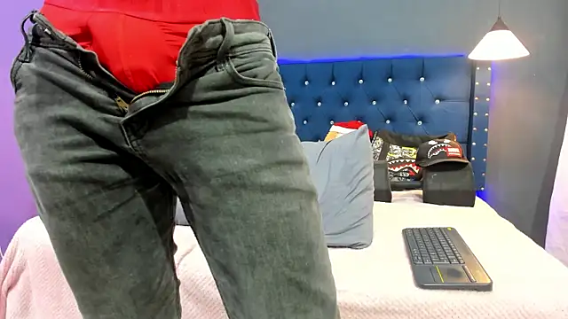 Salomon_koude live sex cam