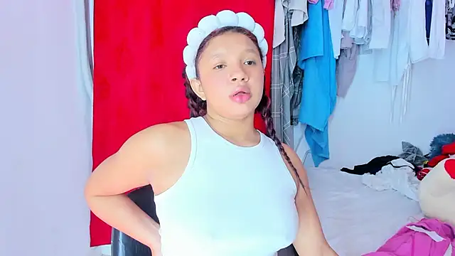 Emily_Coper18 live sex cam