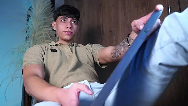 Josep_Davies live sex cam