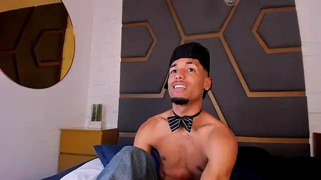 Thiagoferreti live sex cam