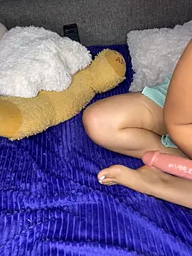 ZafiroKlein live sex cam