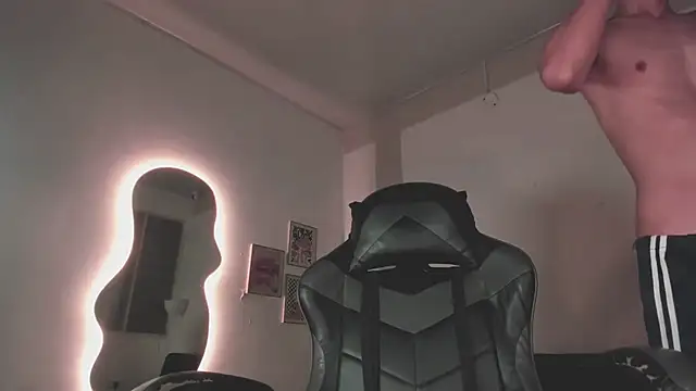 Senpai_Lover live sex cam