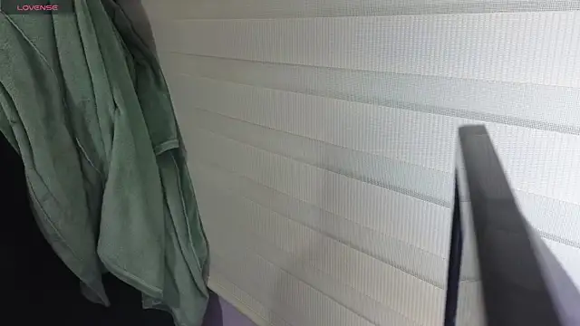 mirandahabach333 live sex cam