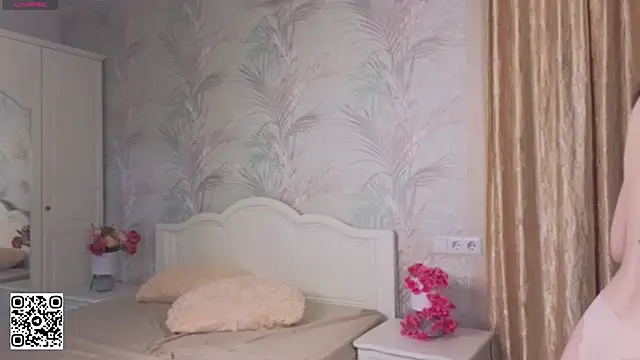 aveloria live sex cam