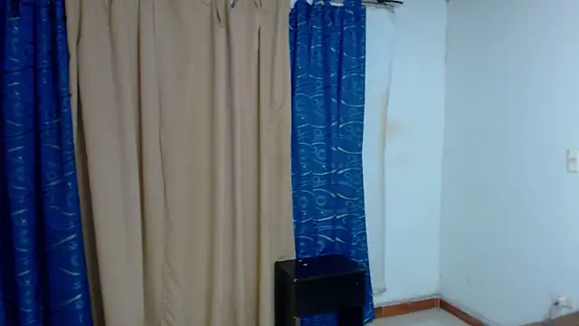 kiwii_nasty live sex cam