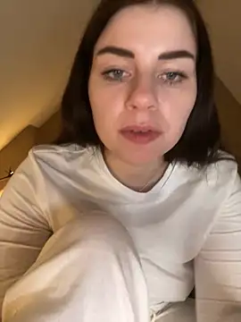 EllyNora live sex cam