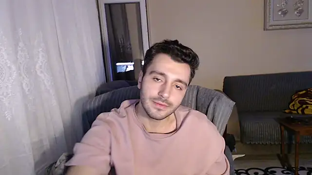 handsomeee04 live sex cam