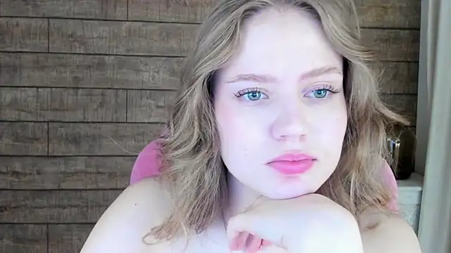 SelinSwarovski live sex cam