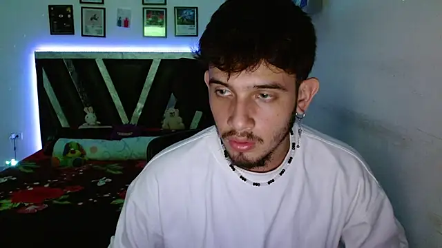 Sebasxxl12's cam snapshot