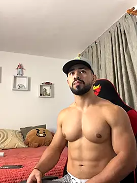 Ezzio_Scolaro live sex cam